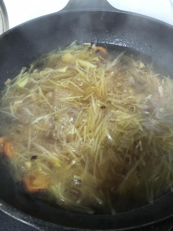 用料简单🥔土豆丝汤的做法