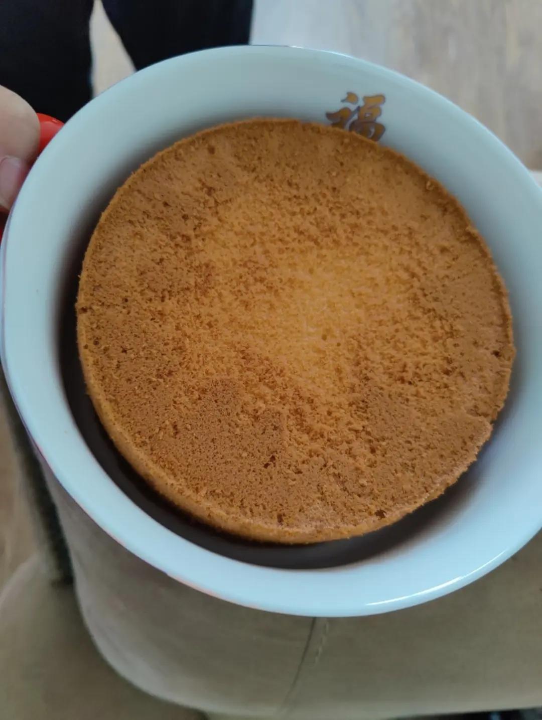 不凹底不塌陷的完美戚风蛋糕