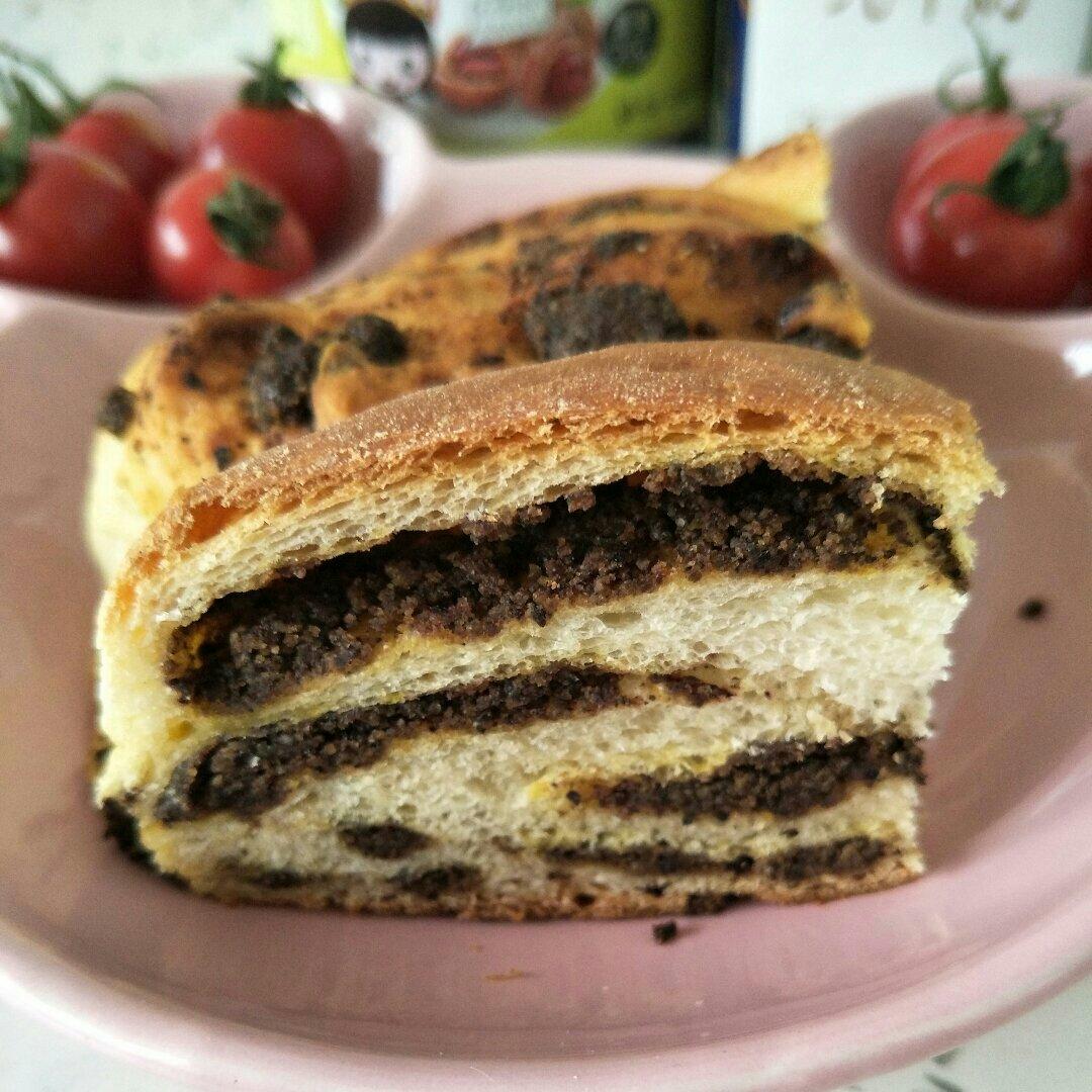 【浓浓古早味】黑芝麻红糖卷面包