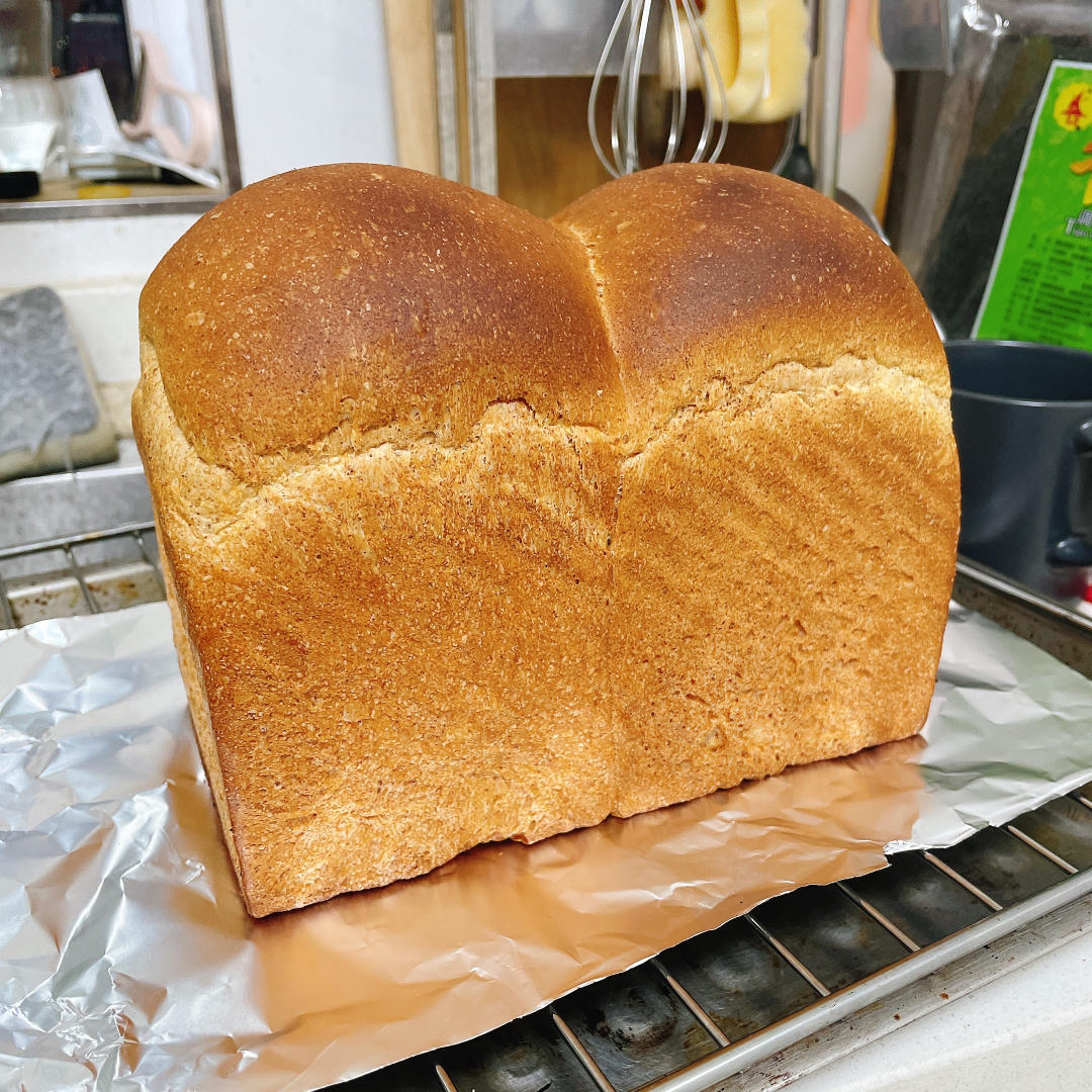 【健康烘培】超低卡黑全麦吐司