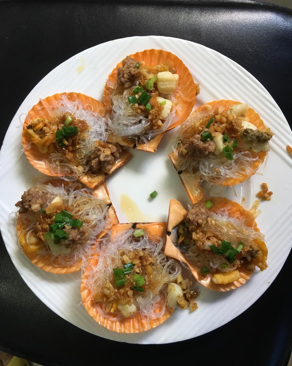 蒜蓉粉丝蒸扇贝
