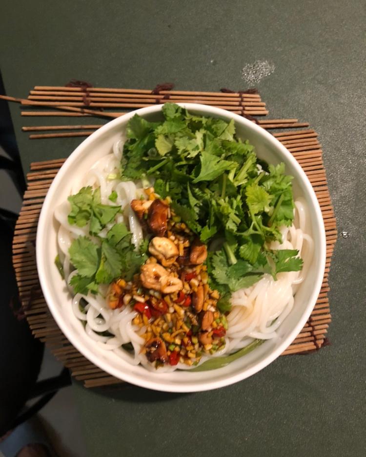 关小馨2017做的凉拌江西米粉 舌尖上的米粉