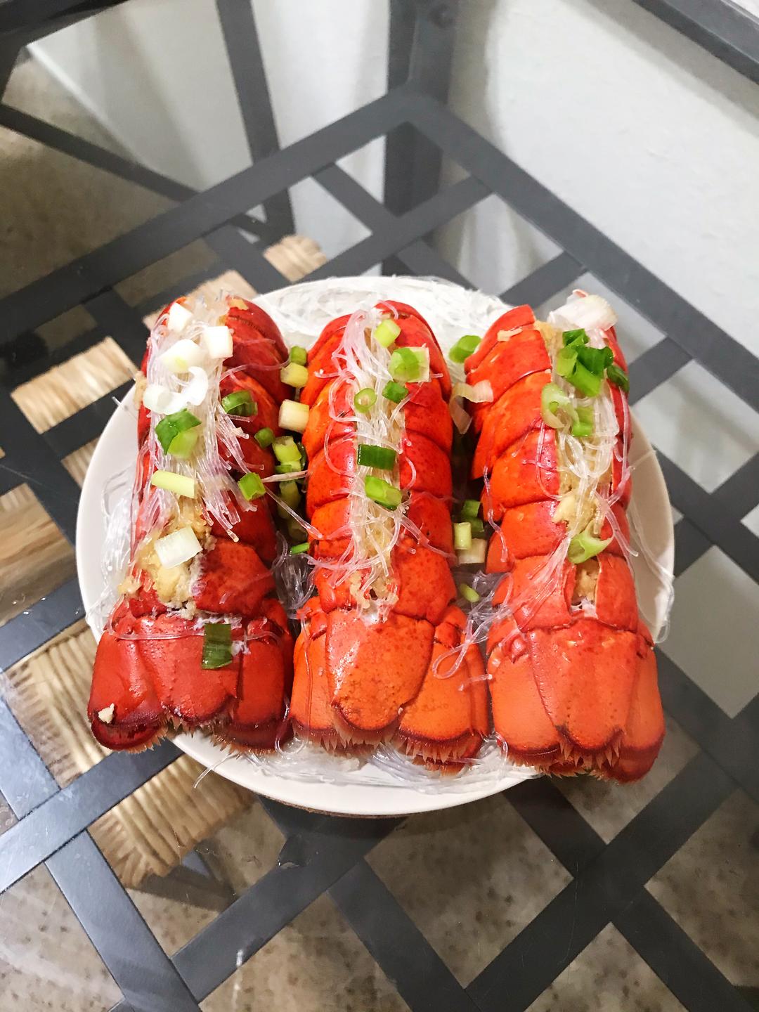 蒜蓉粉丝龙虾尾