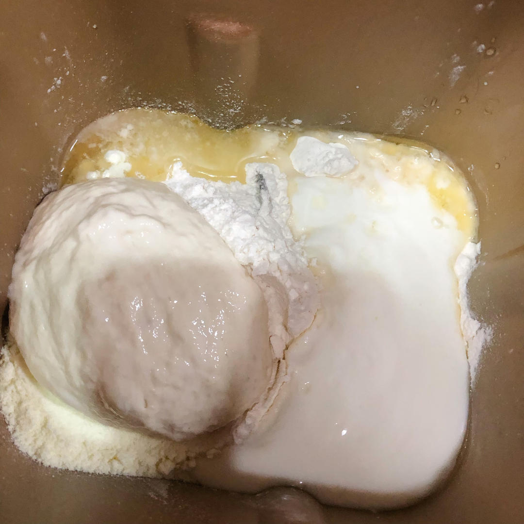 纯奶手撕吐司的做法 步骤1