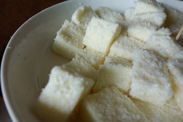 完胜85度C牛奶椰丝小方