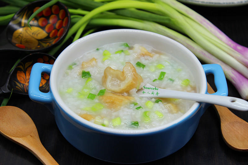 三月早餐，油条香葱粥