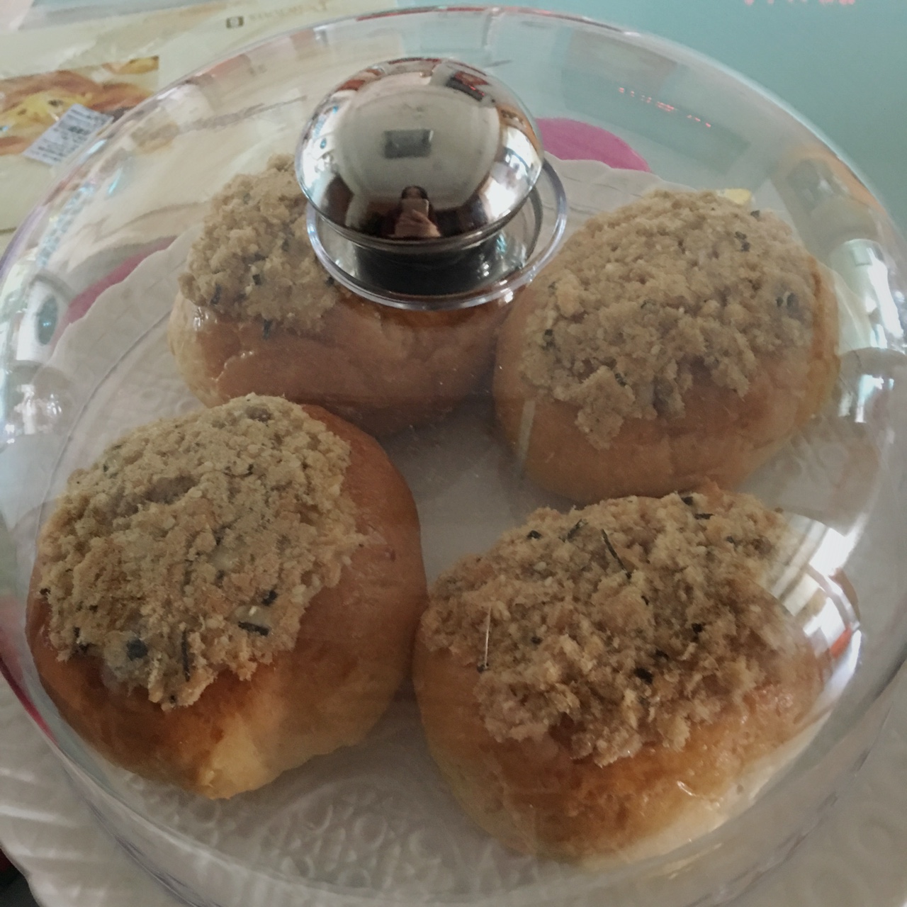 里松外松肉松面包