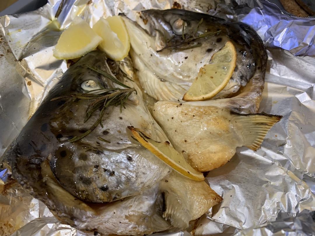 大和风味之盐烤三文鱼头