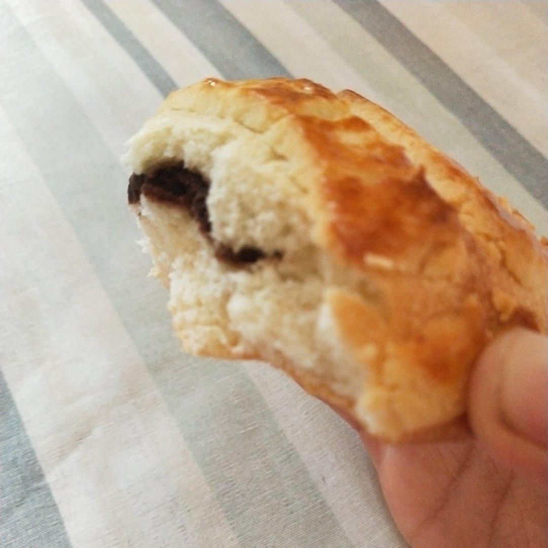 好吃到炸裂的港式菠萝包（附带制作酥皮的小视频）