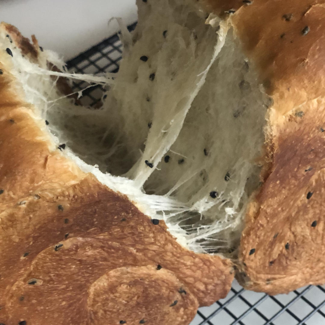 ✔️越嚼越香de黑芝麻咸吐司