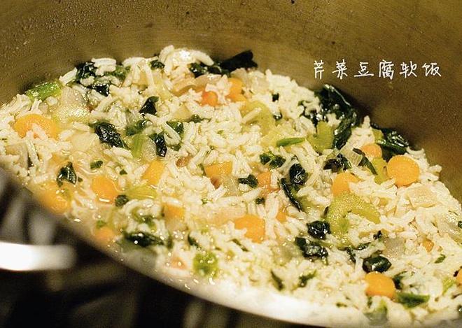 芹菜豆腐软饭的做法