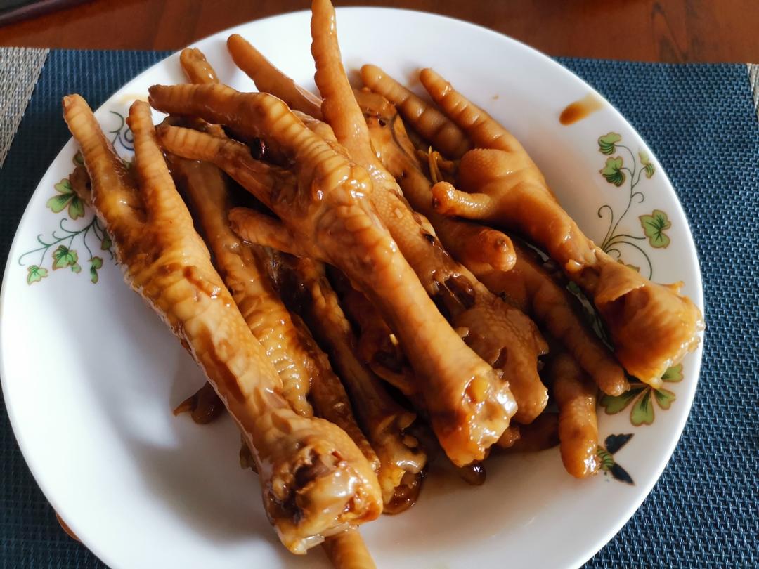 “销魂”卤鸡爪