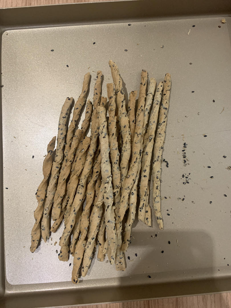 超级简单快手低脂小零食椒盐黑芝麻咸味饼干阿拉棒，饼干条