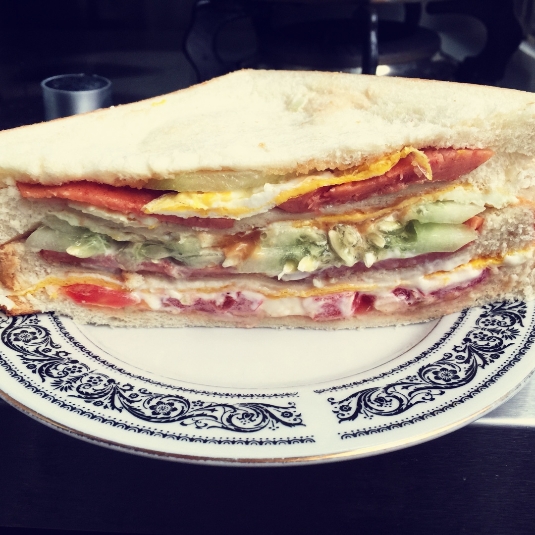 火腿芝士蛋三文治