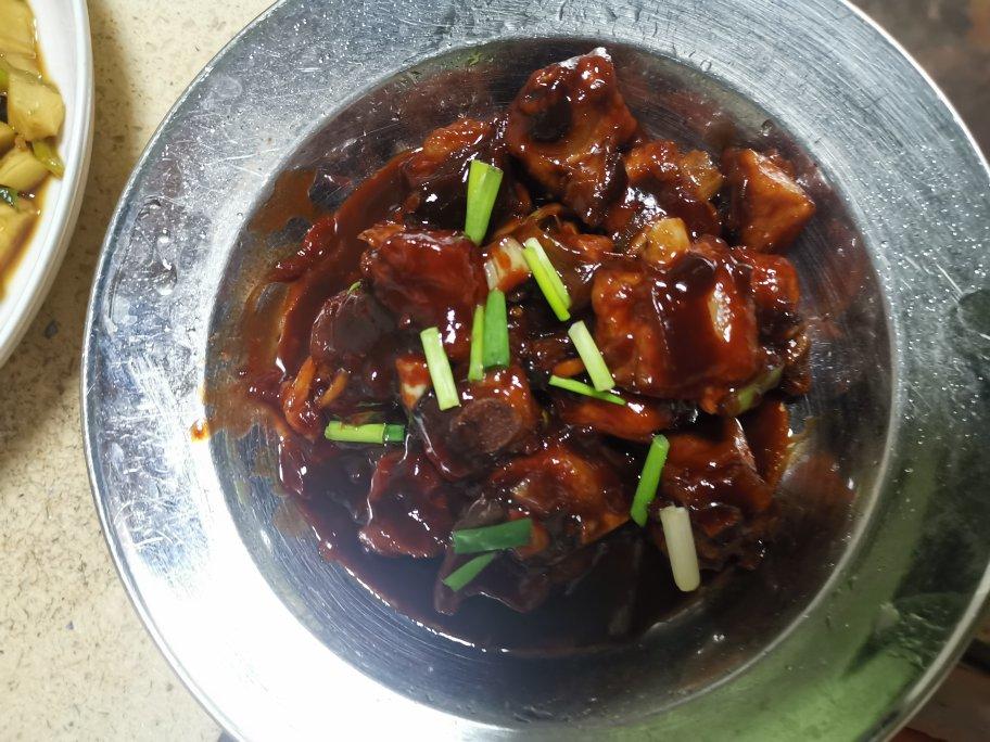 红腐乳烧排骨