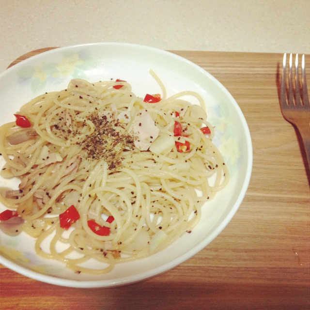 蒜香吞拿鱼意面