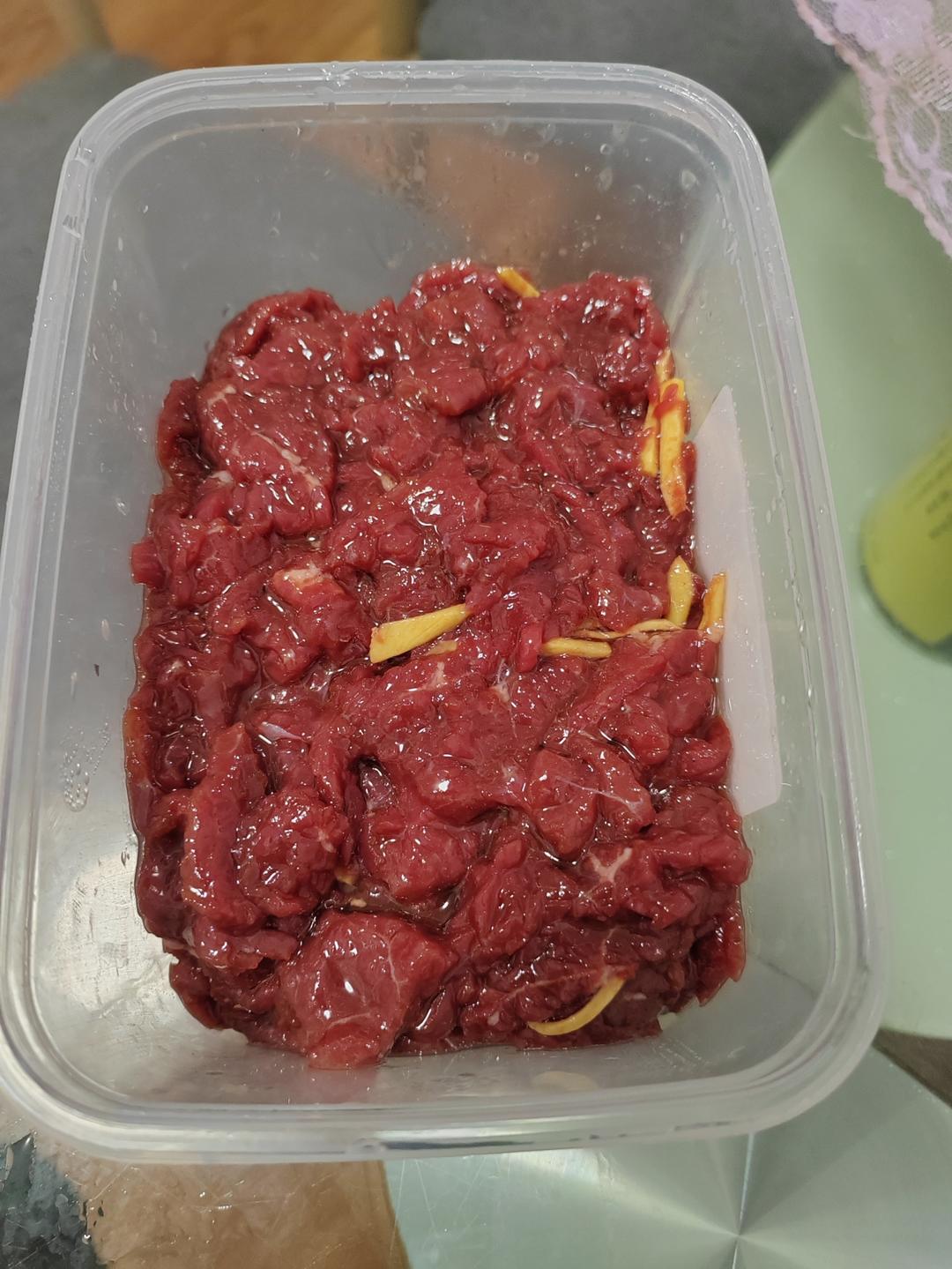 牛肉嫩滑的腌制秘籍（淀粉腌制法，小苏打腌制法）