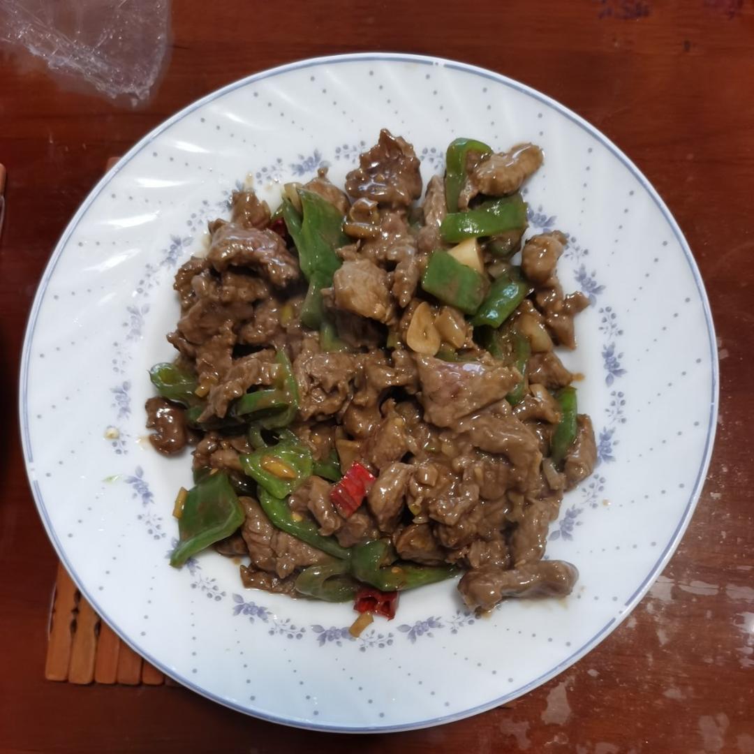 爆炒延边黄牛肉