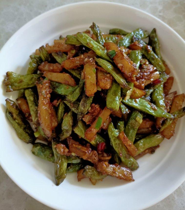 土豆烧豆角