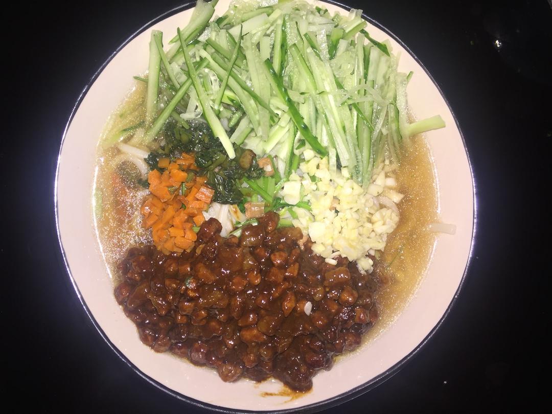 老潍县炸酱面的做法