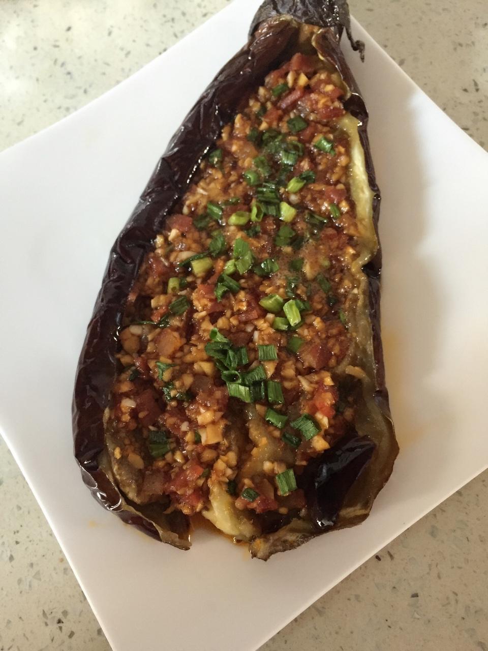 CC招牌菜销魂烤茄子，百吃不厌！