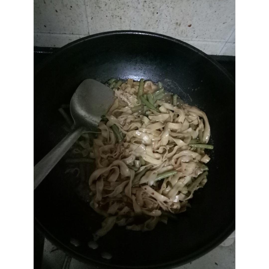 豆角焖面