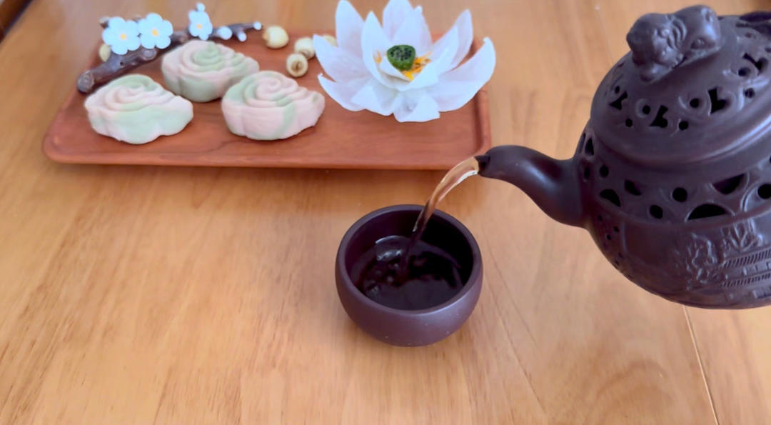 做一朵白莲花，用萝卜～