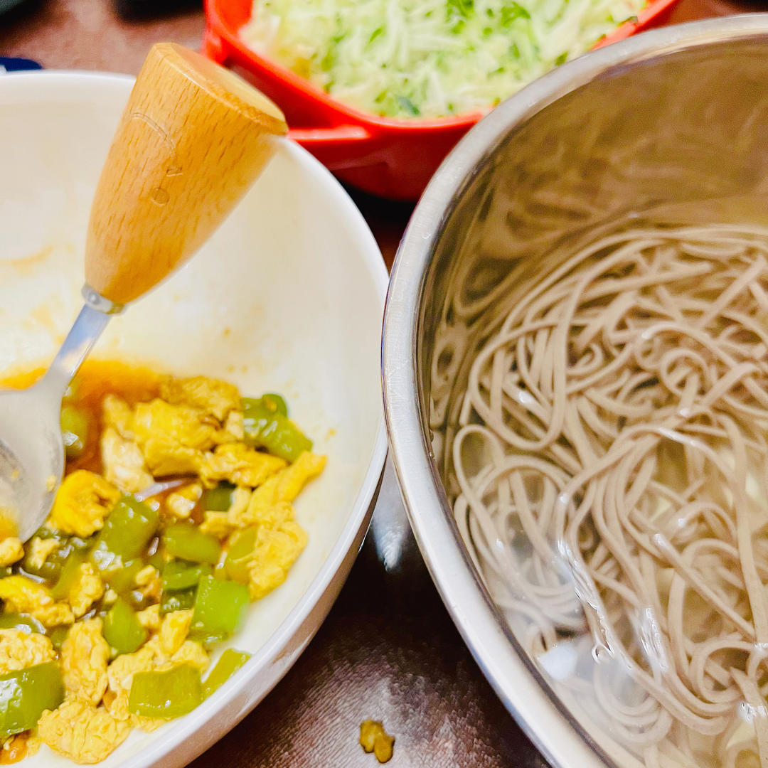 超级下饭的青椒炒鸡蛋