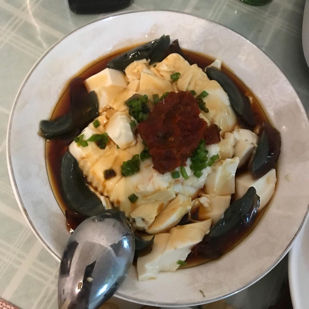 皮蛋豆腐