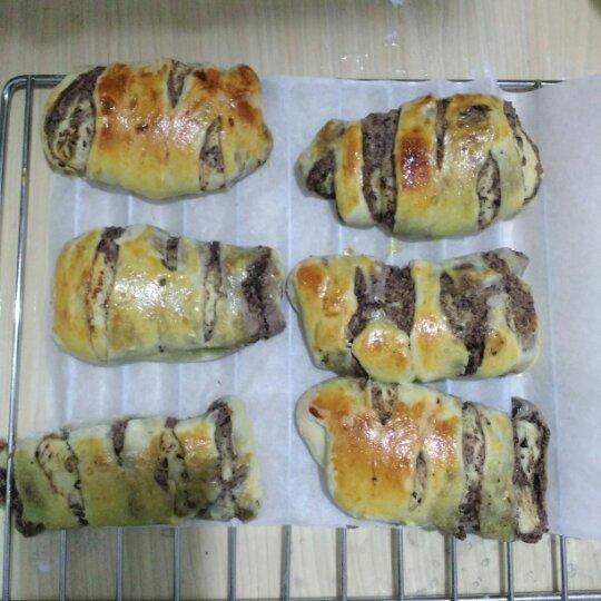 红豆沙面包卷——好吃得不得了#皮黑森林#