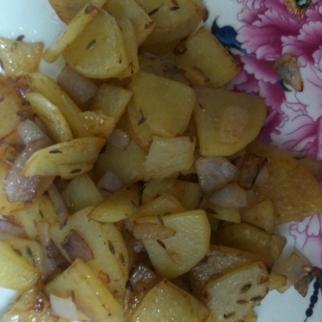 孜然洋葱土豆片