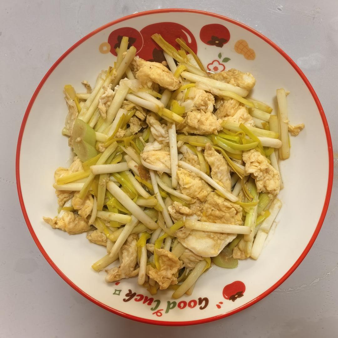 蒜苗炒鸡蛋