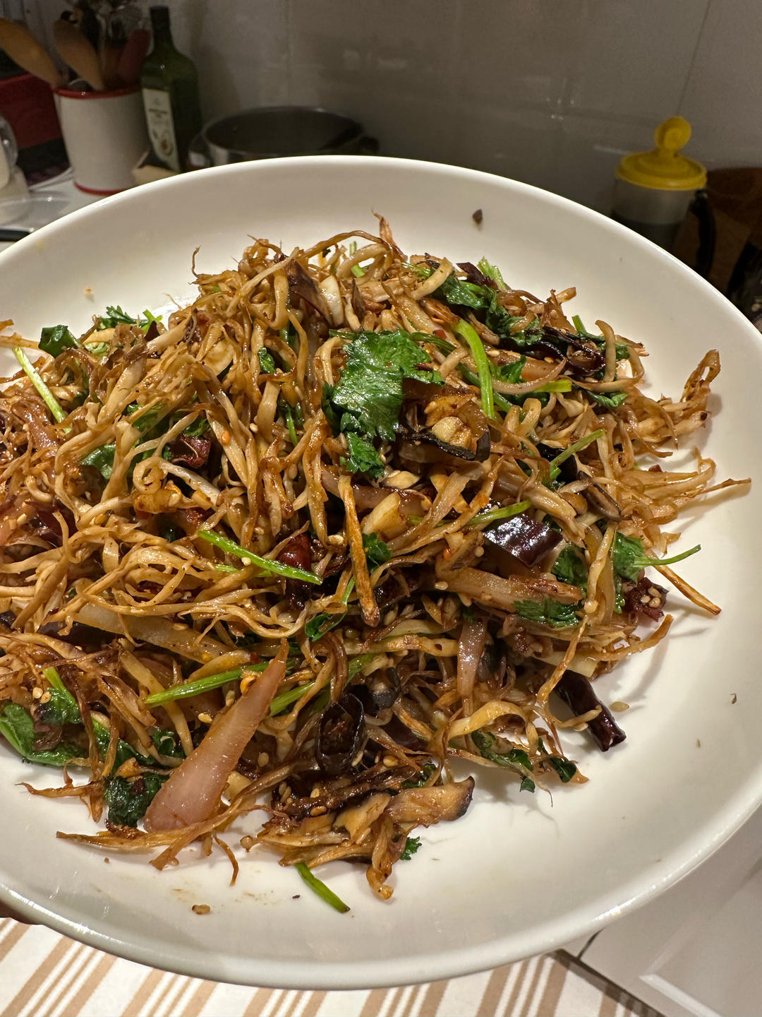 香辣有嚼劲❗️超下饭的干煸杏鲍菇