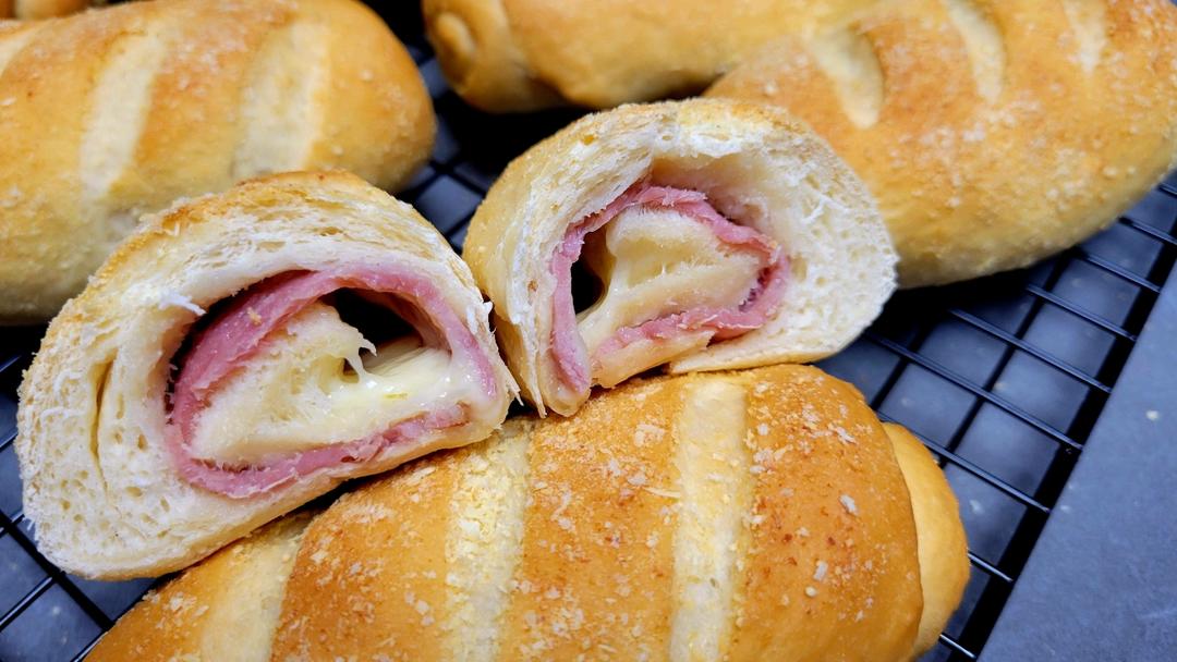 培根🥓面包卷（简单好吃的咸口软面包）