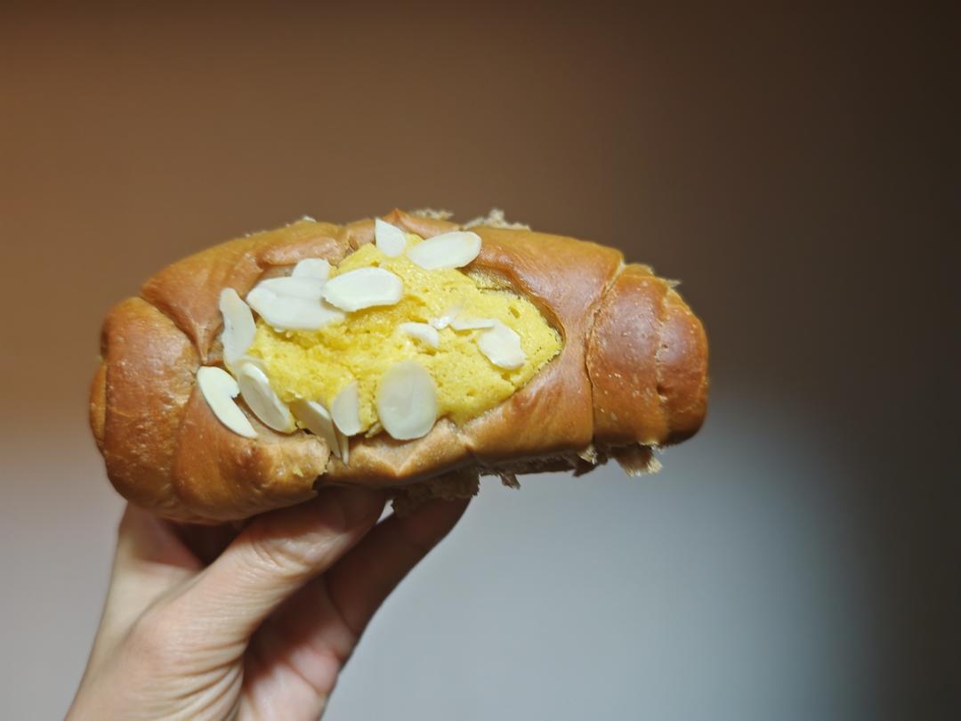 3倍快乐，香迷糊啦~生椰拿铁小吐司