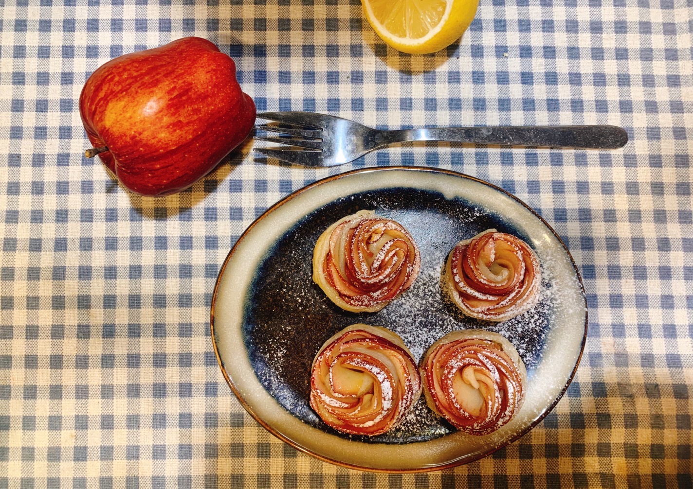 可以表白的甜品：玫瑰🌹苹果派【手抓饼版】的做法 步骤9