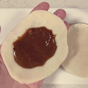 饺子皮菜谱🤩可爱的自制糖油饼 5⃣️分钟做好的做法 步骤2