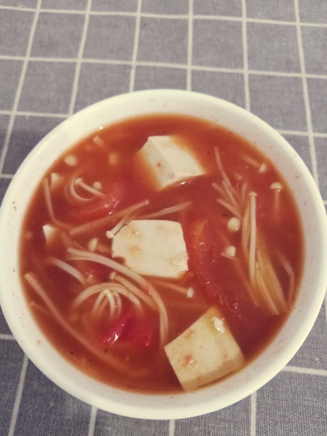 减脂餐～西红柿金针菇炖豆腐