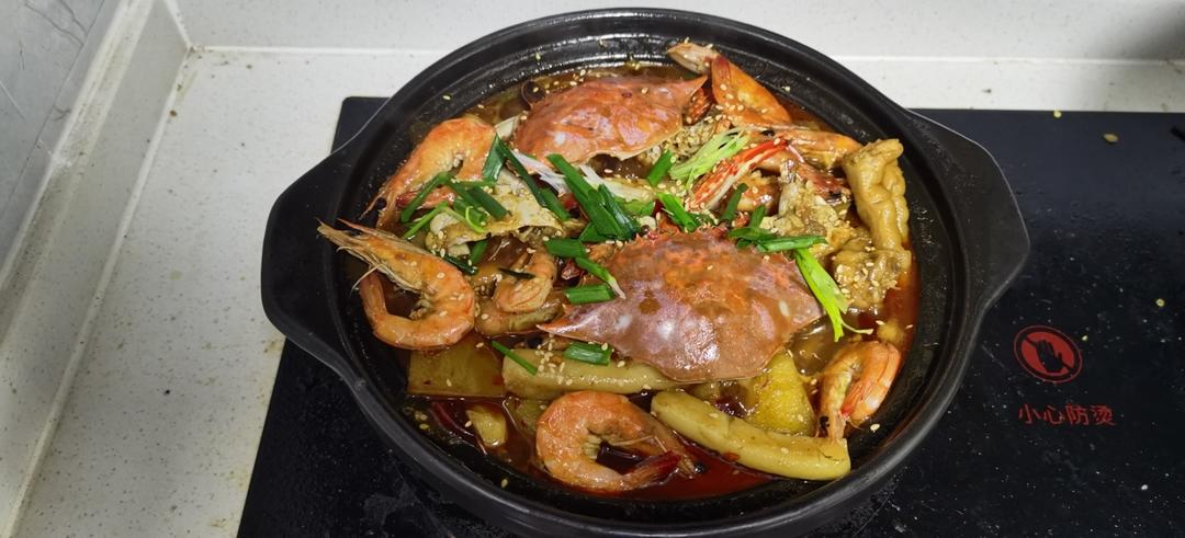 胖哥俩肉蟹煲