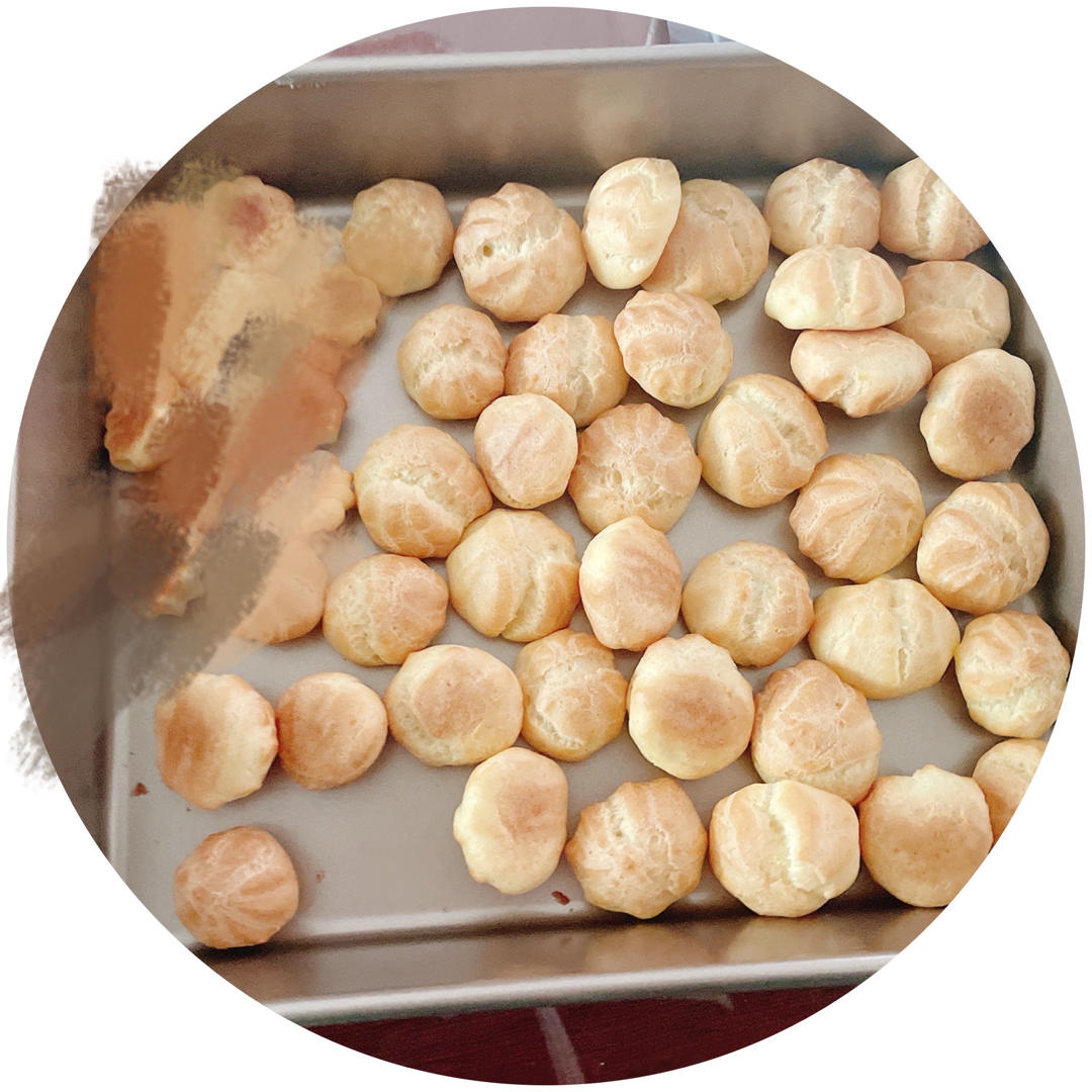 简单易成功的奶油小泡芙做法