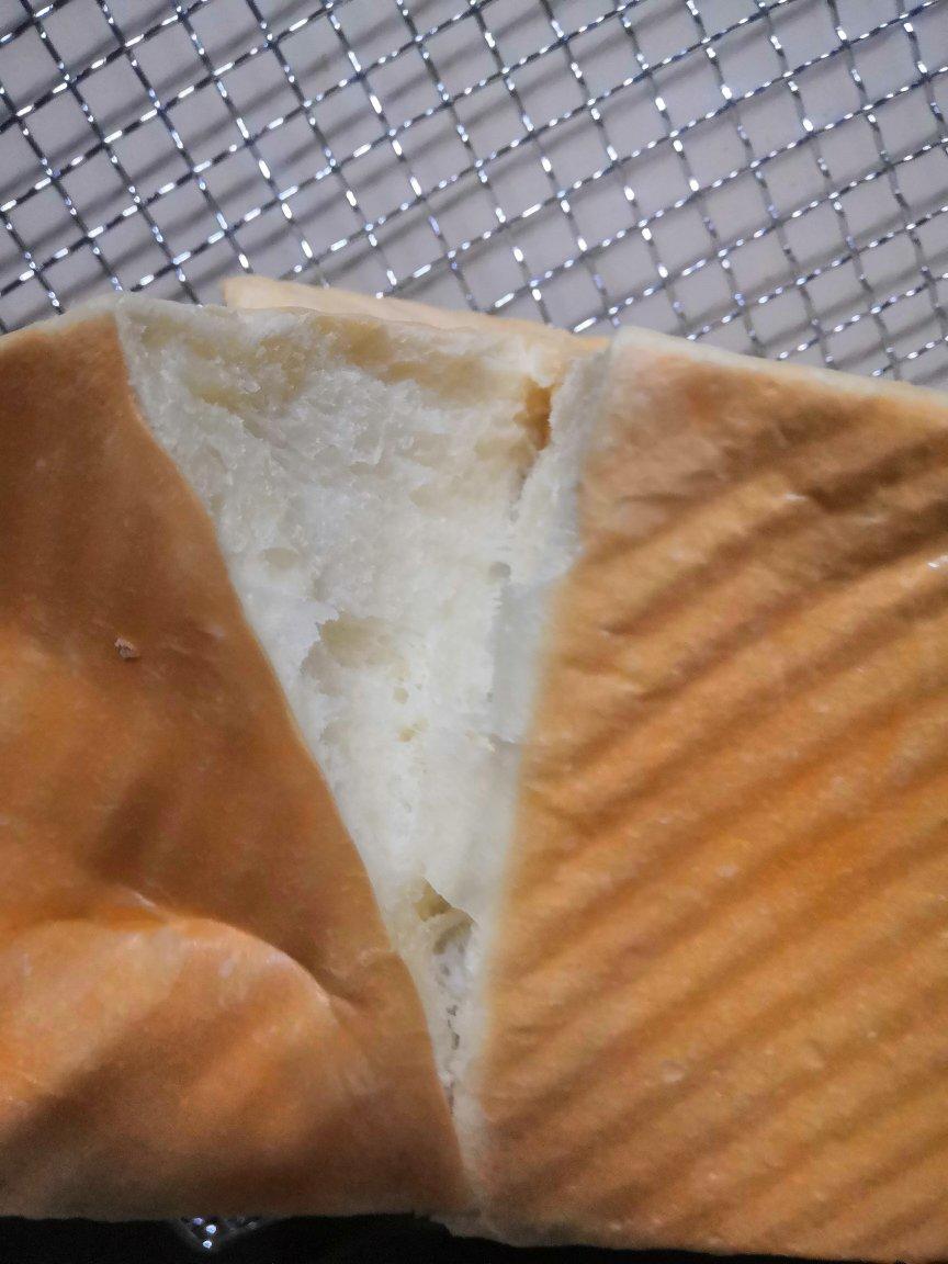 只需一次发酵的超软吐司（附面包机揉手套膜攻略）