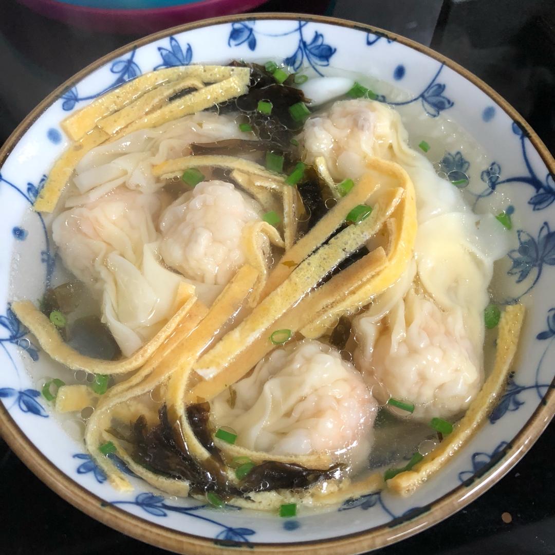 蛋总必胜做的绉纱馄饨