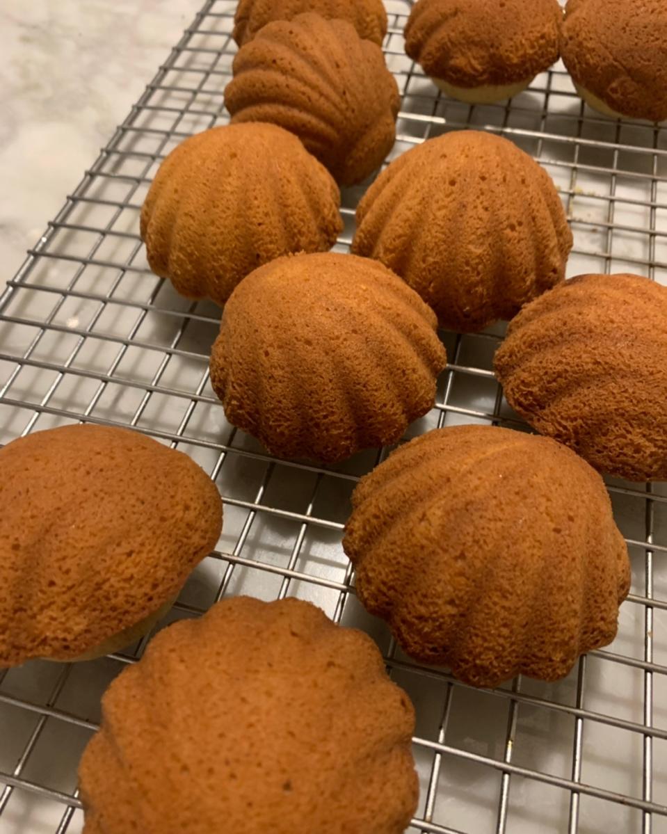 枫叶国的mandy做的8种美味玛德琳&费南雪综合课