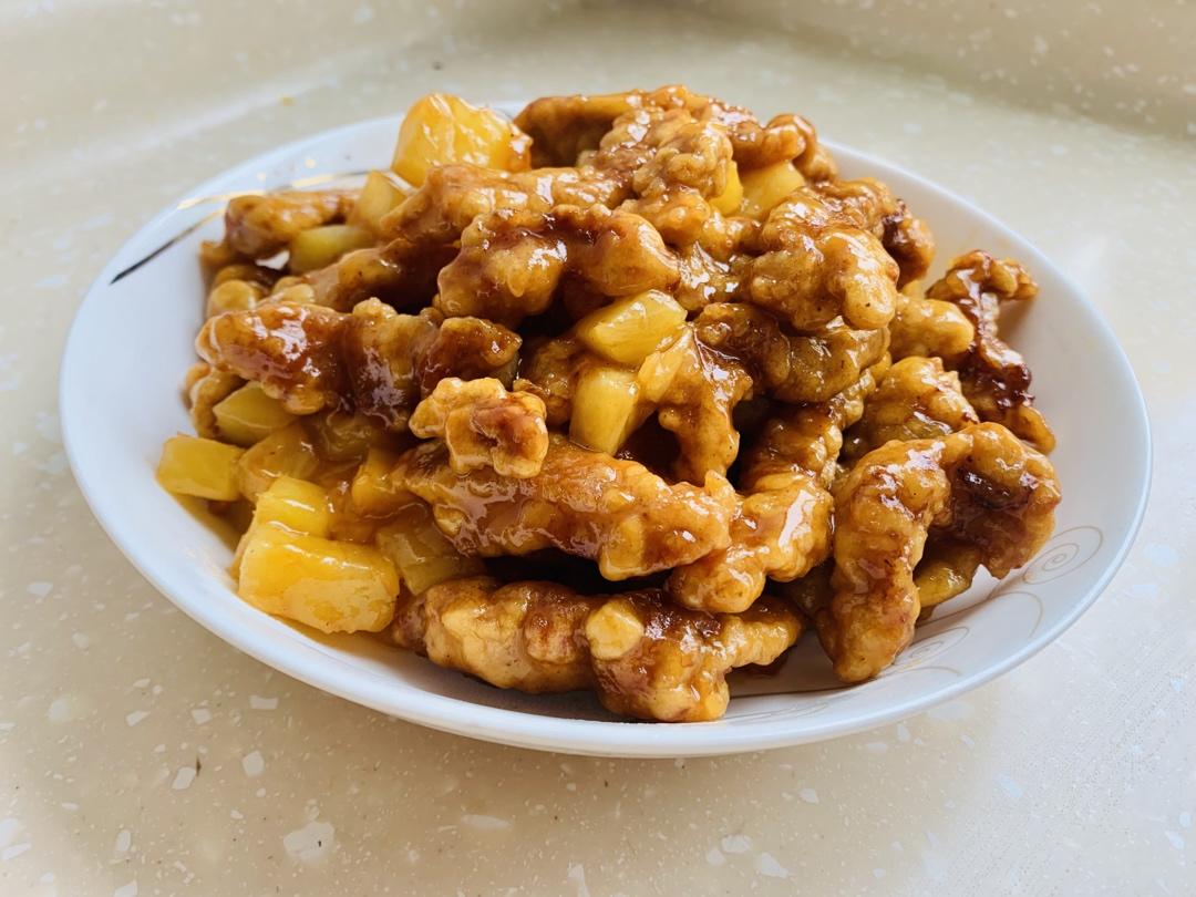 菠萝咕噜肉