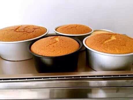 蛋糕的做法（8寸戚风蛋糕）