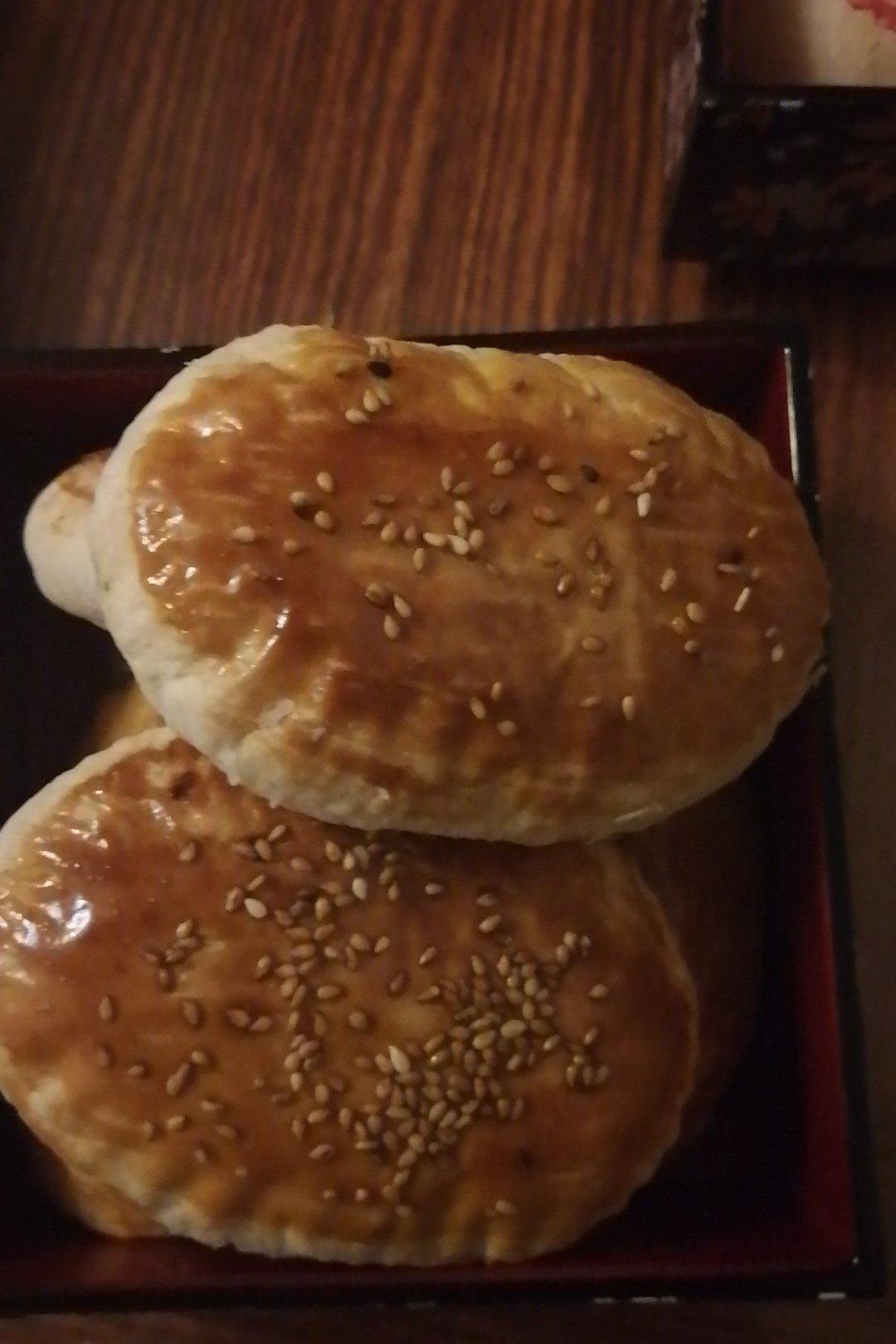 芝麻椒盐牛舌饼（北京小吃）