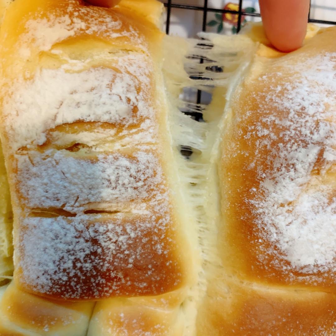 软到不知所措的牛奶卷