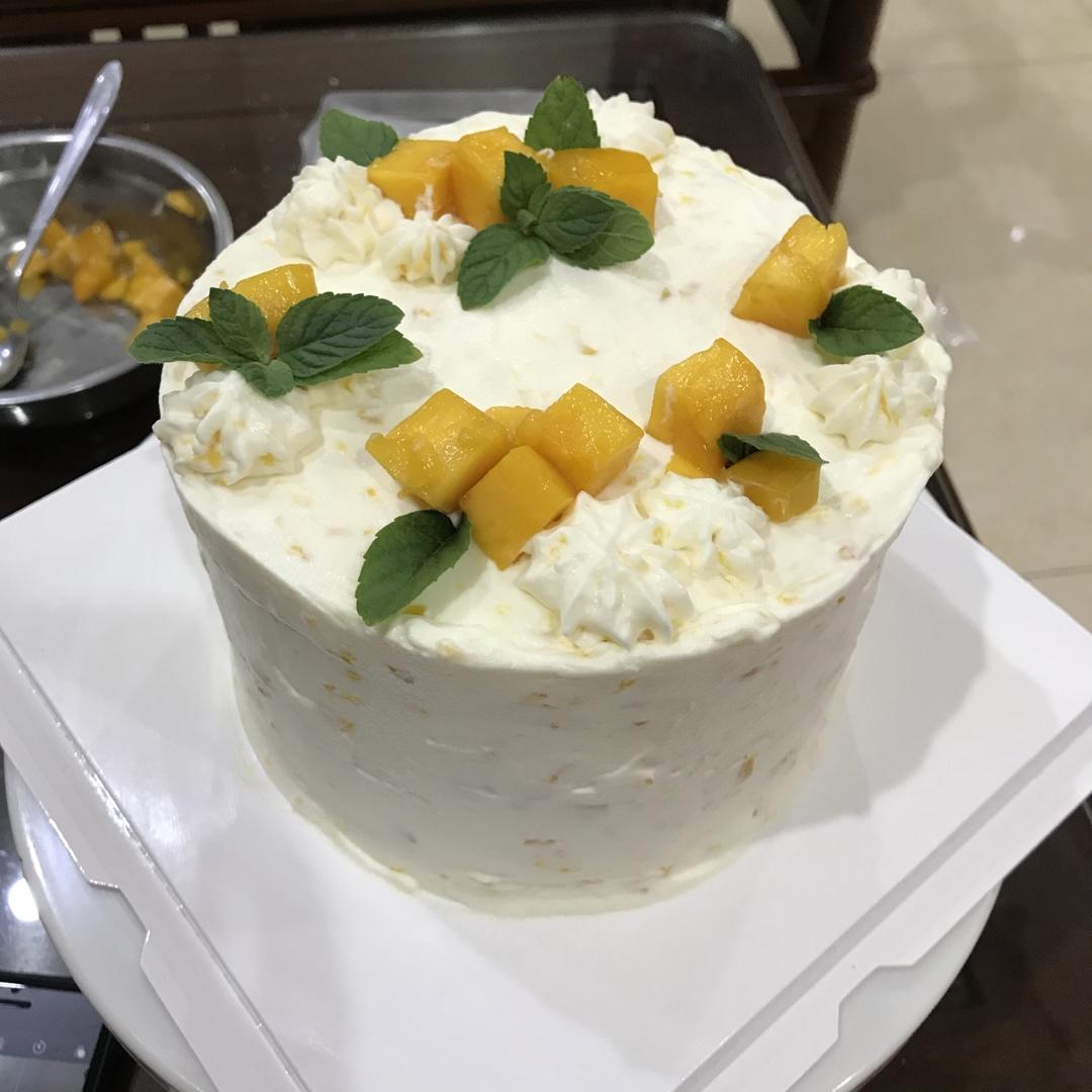 超好吃的【芒果冰淇淋蛋糕】私房配方大公开