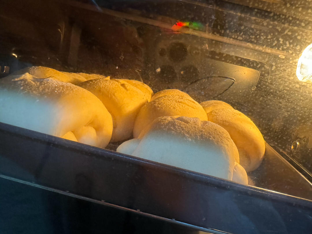 软到不知所措的牛奶卷