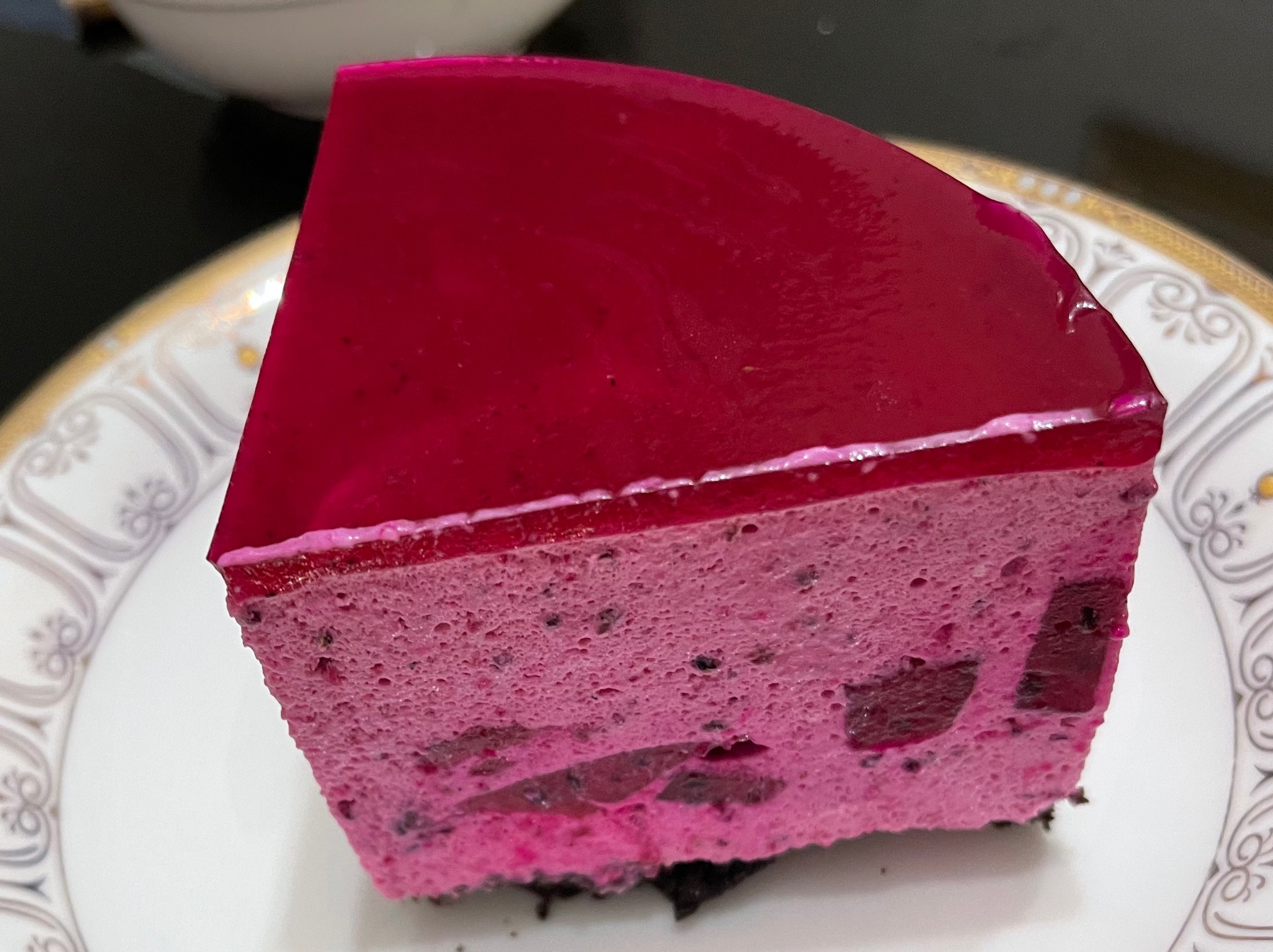 火龙果酸奶慕斯蛋糕